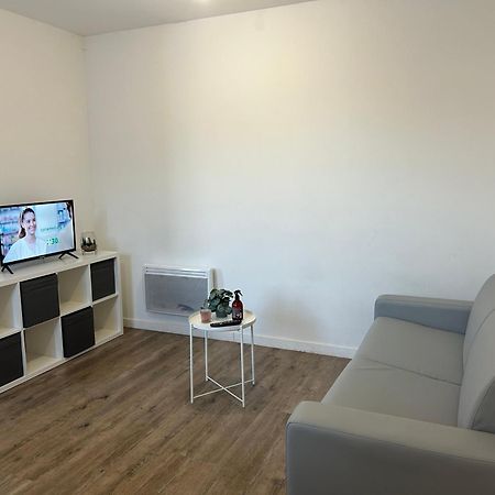 Superbe Studio Meuble Avec Parking Μομπέζ Εξωτερικό φωτογραφία